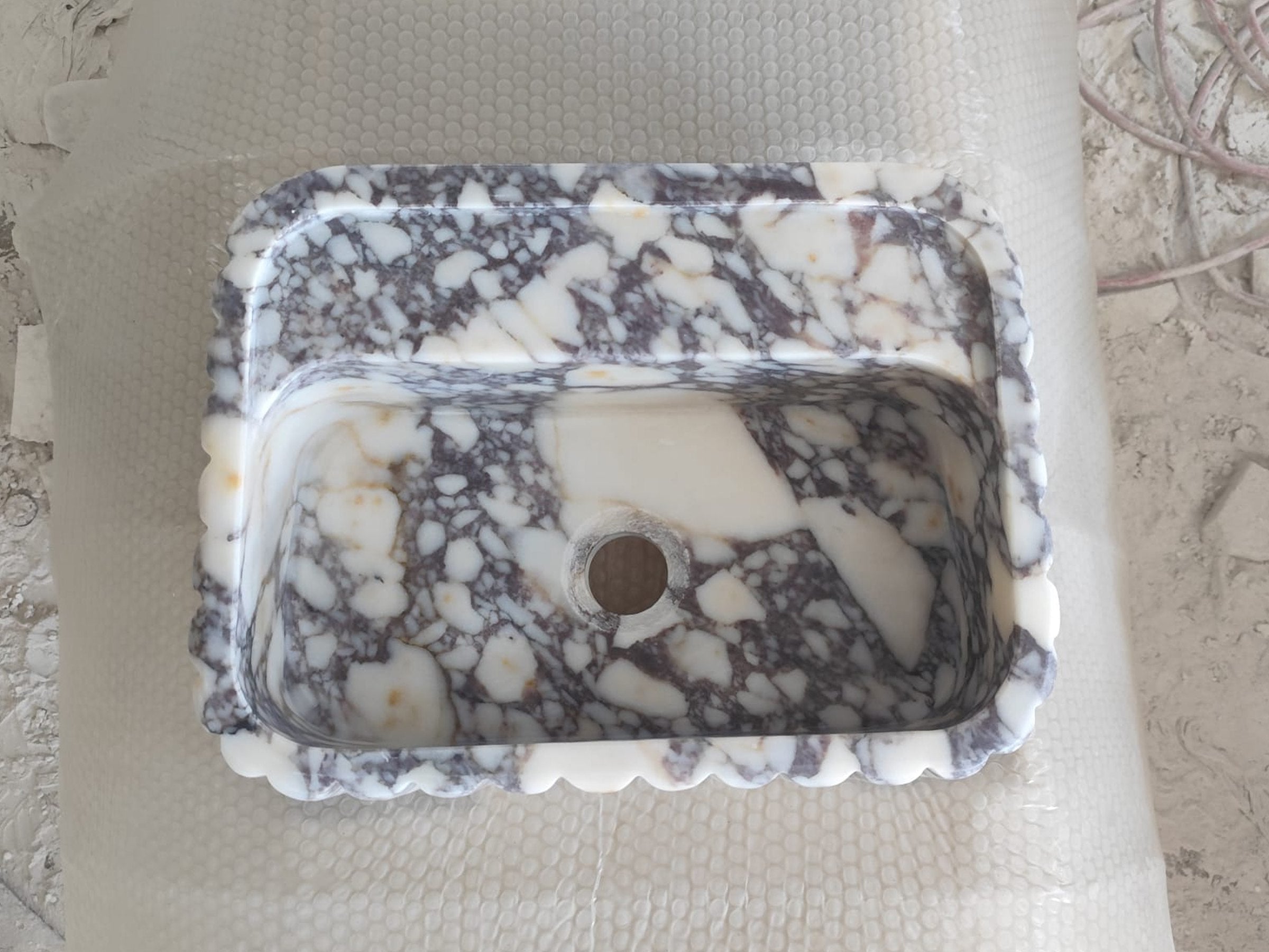 Calacatta Viola Fluted Marble Sink - wall mounted marble sink